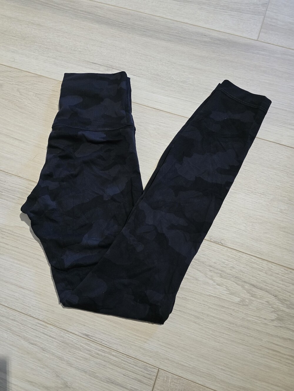 LULULEMON camo Wunder Train Leggings